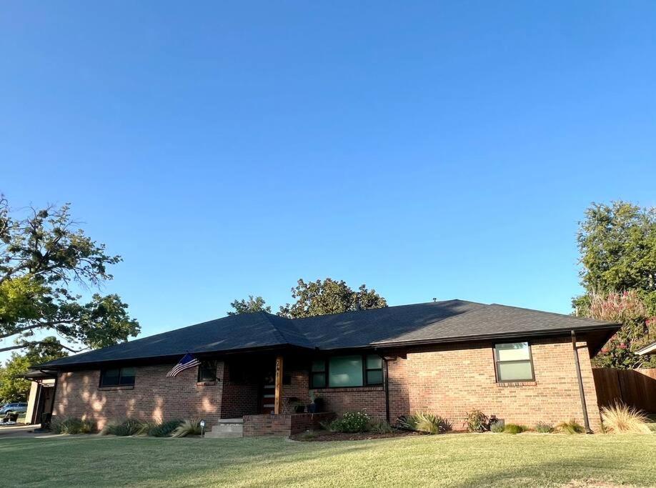 Mid-West Mod - 5Br - Central Norman - Near Ou! ภายนอก รูปภาพ