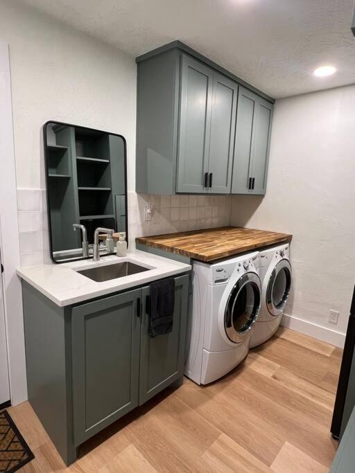 Mid-West Mod - 5Br - Central Norman - Near Ou! ภายนอก รูปภาพ